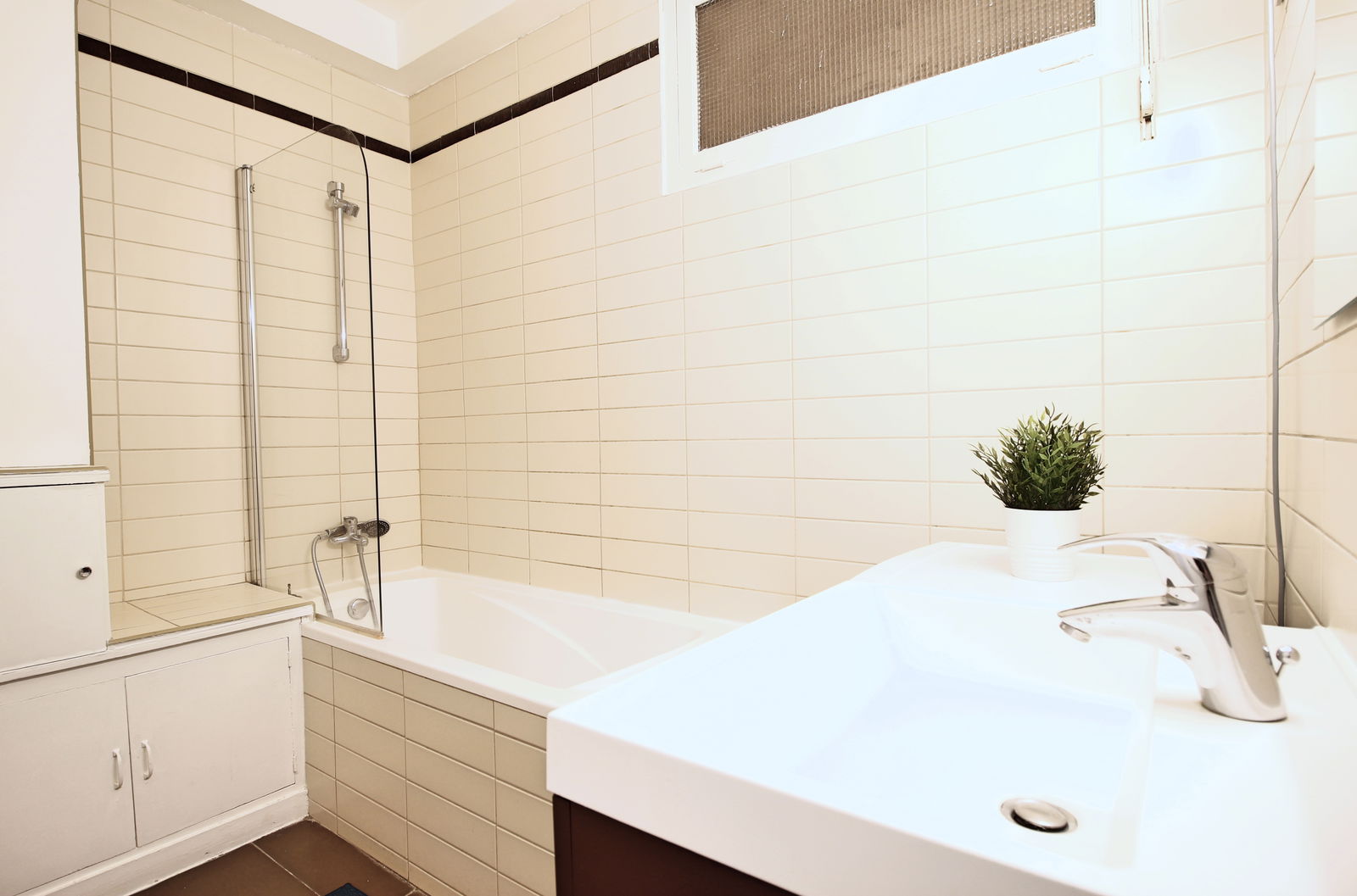 Colocación Paris 196718