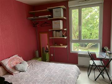 Roomlala | Habitación amueblada tranquila y acogedora en apartamento grande - Metro a 2 minutos