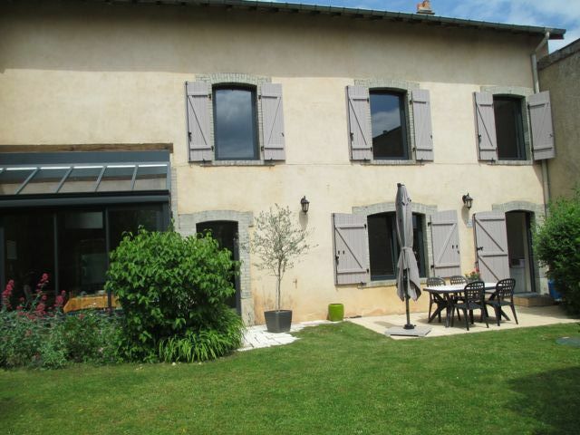 Quedarse En Casa Moncel-sur-Seille 74658