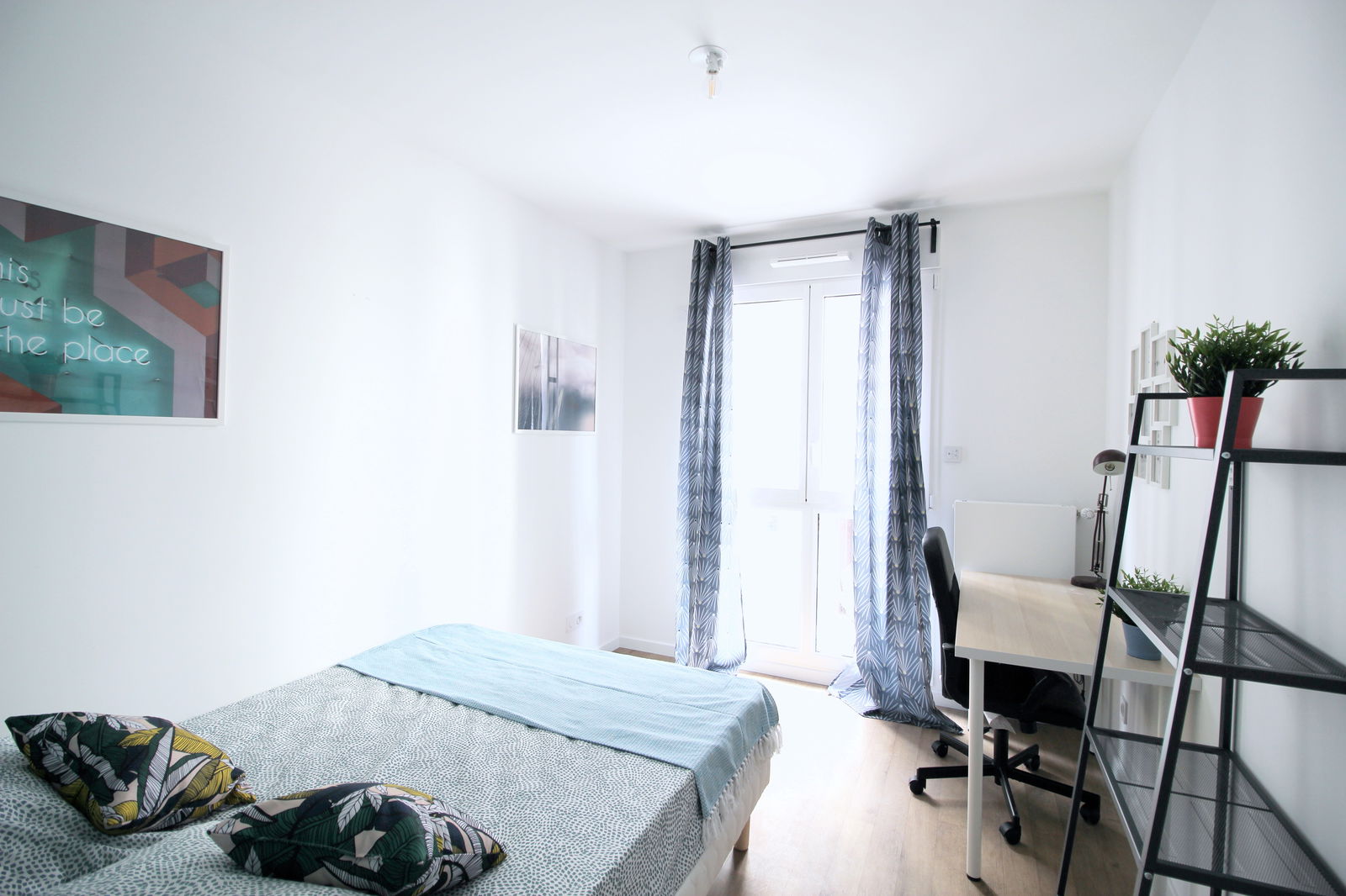 Colocación Clichy 241203