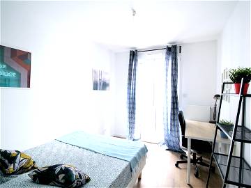 Roomlala | Habitación Cálida Y Confortable – 10m² - CL27