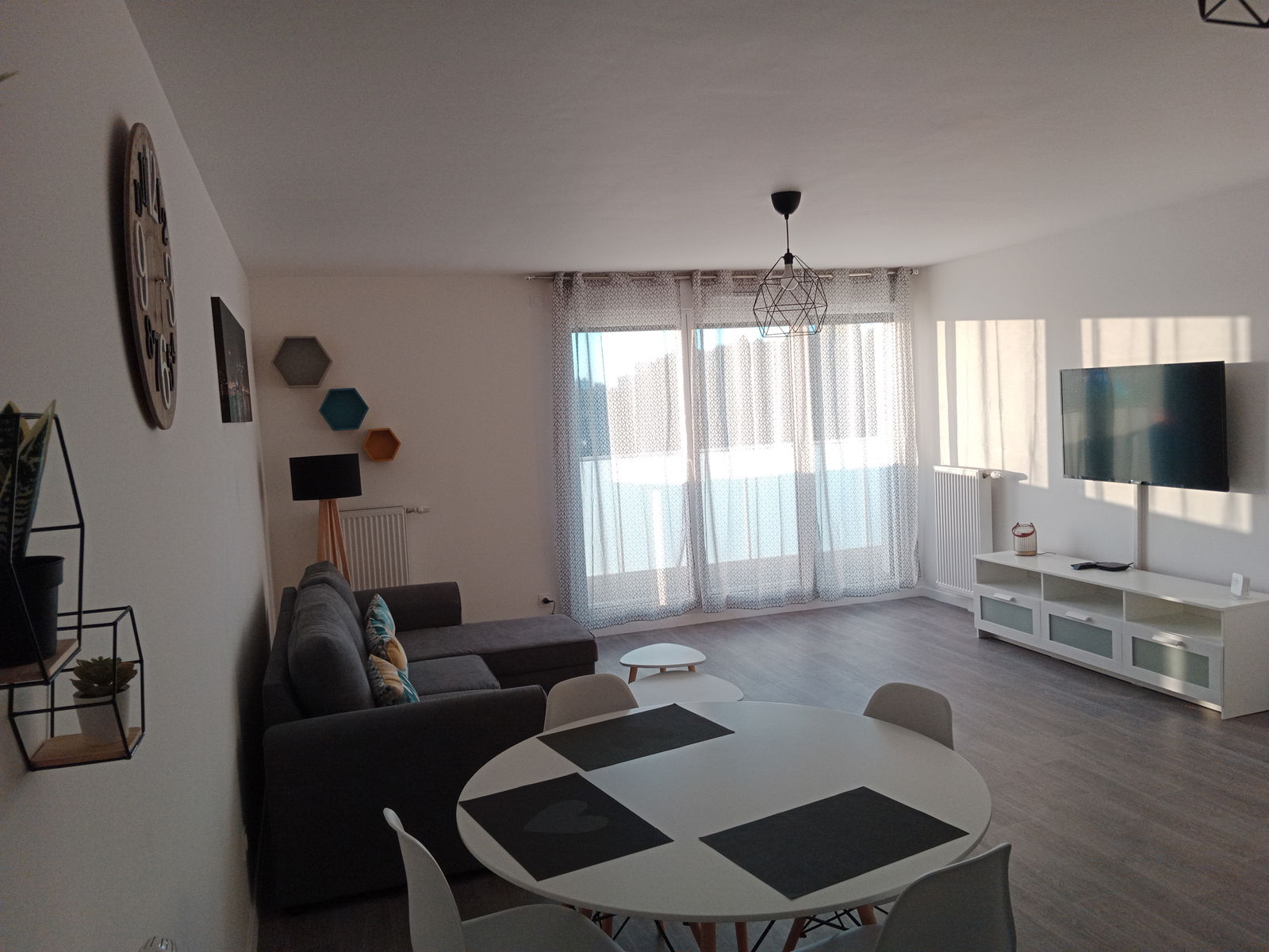 Colocación La Courneuve 263402