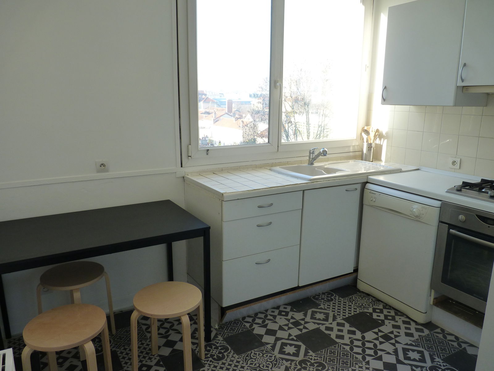 Colocación Nanterre 308300