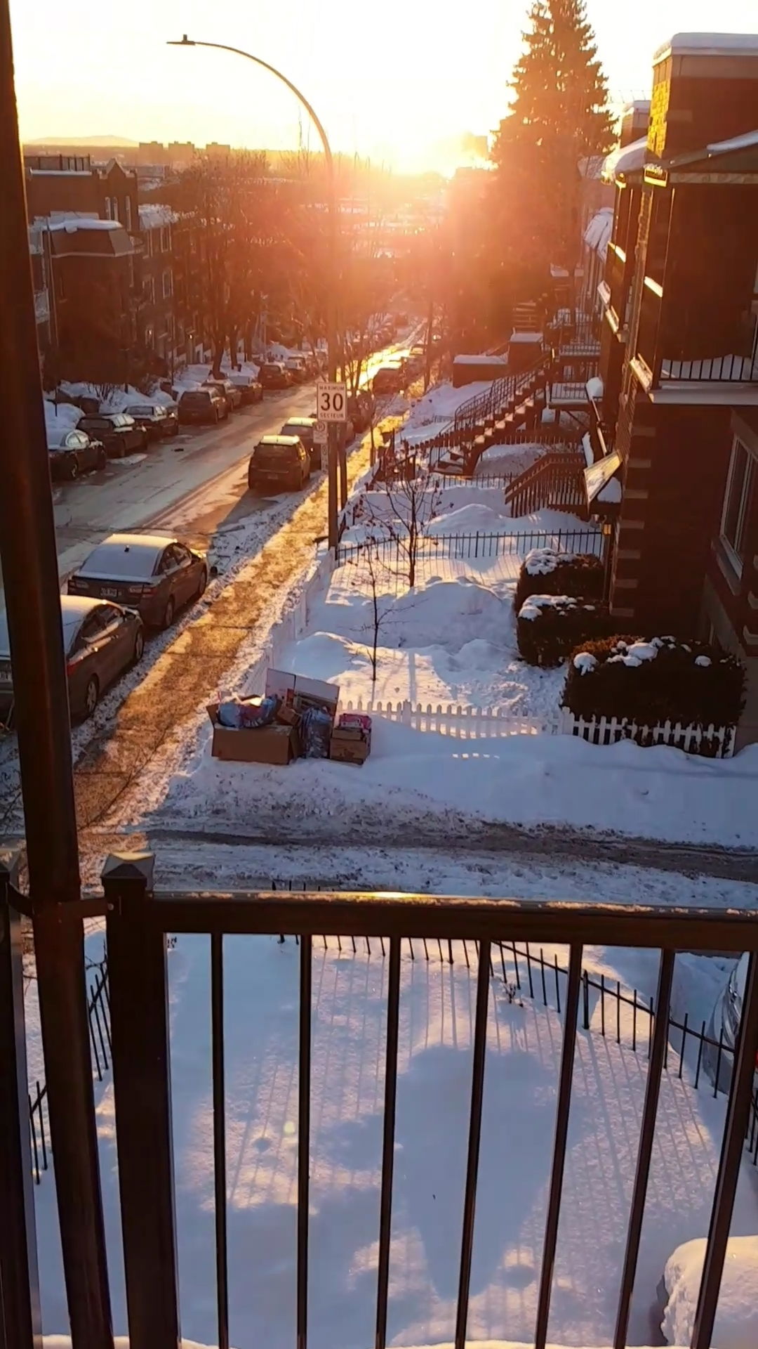 Colocación Montréal 245997