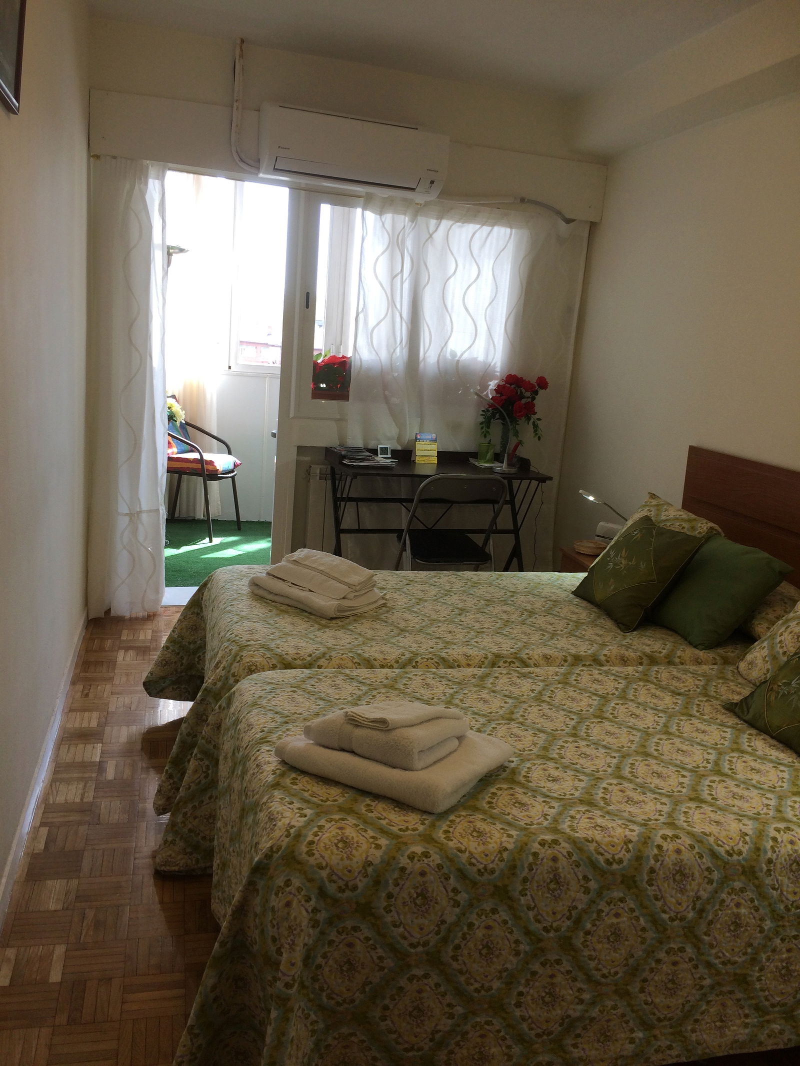 Gaascht Zëmmeren Madrid 322054
