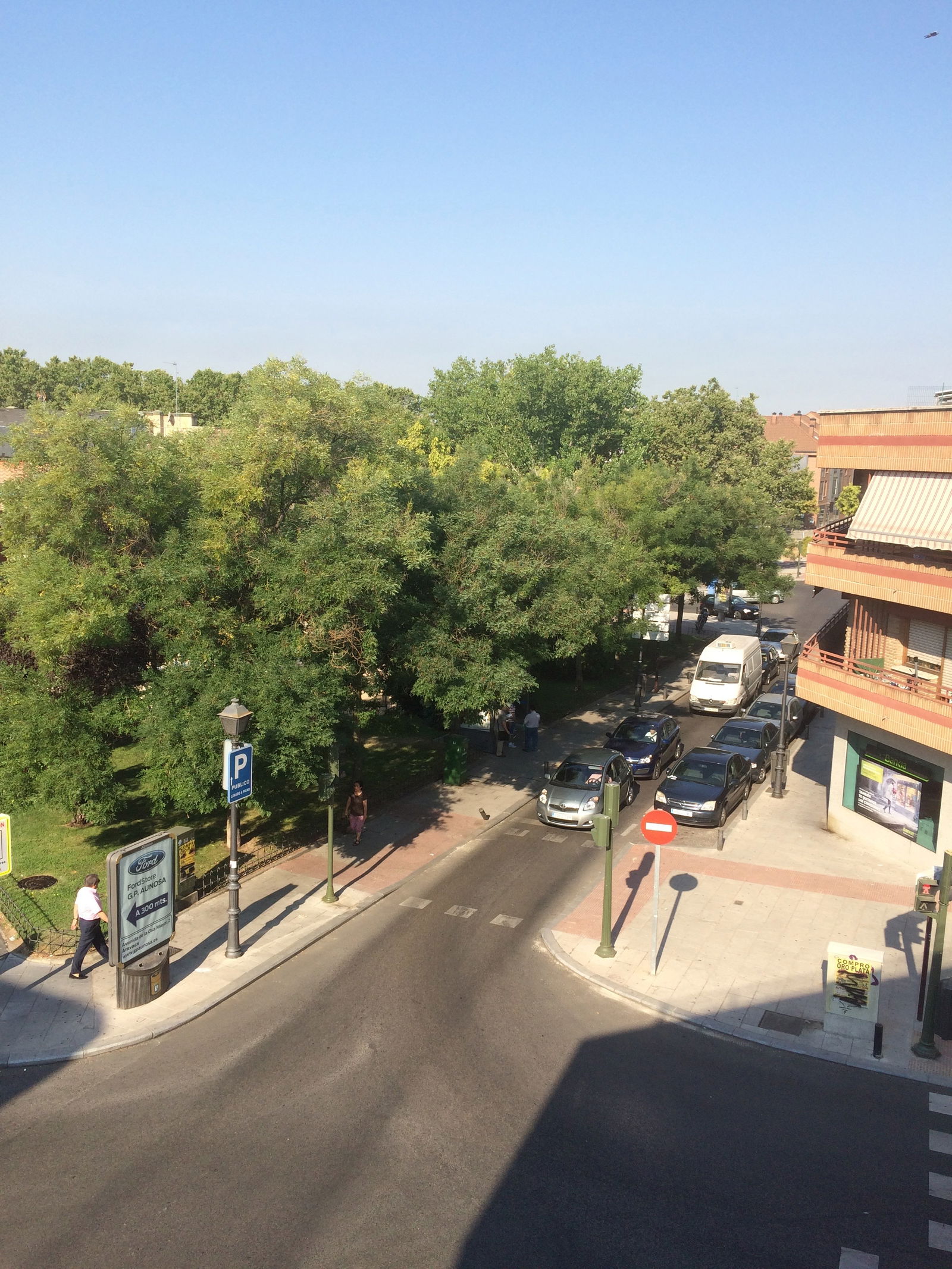 Gaascht Zëmmeren Madrid 322054