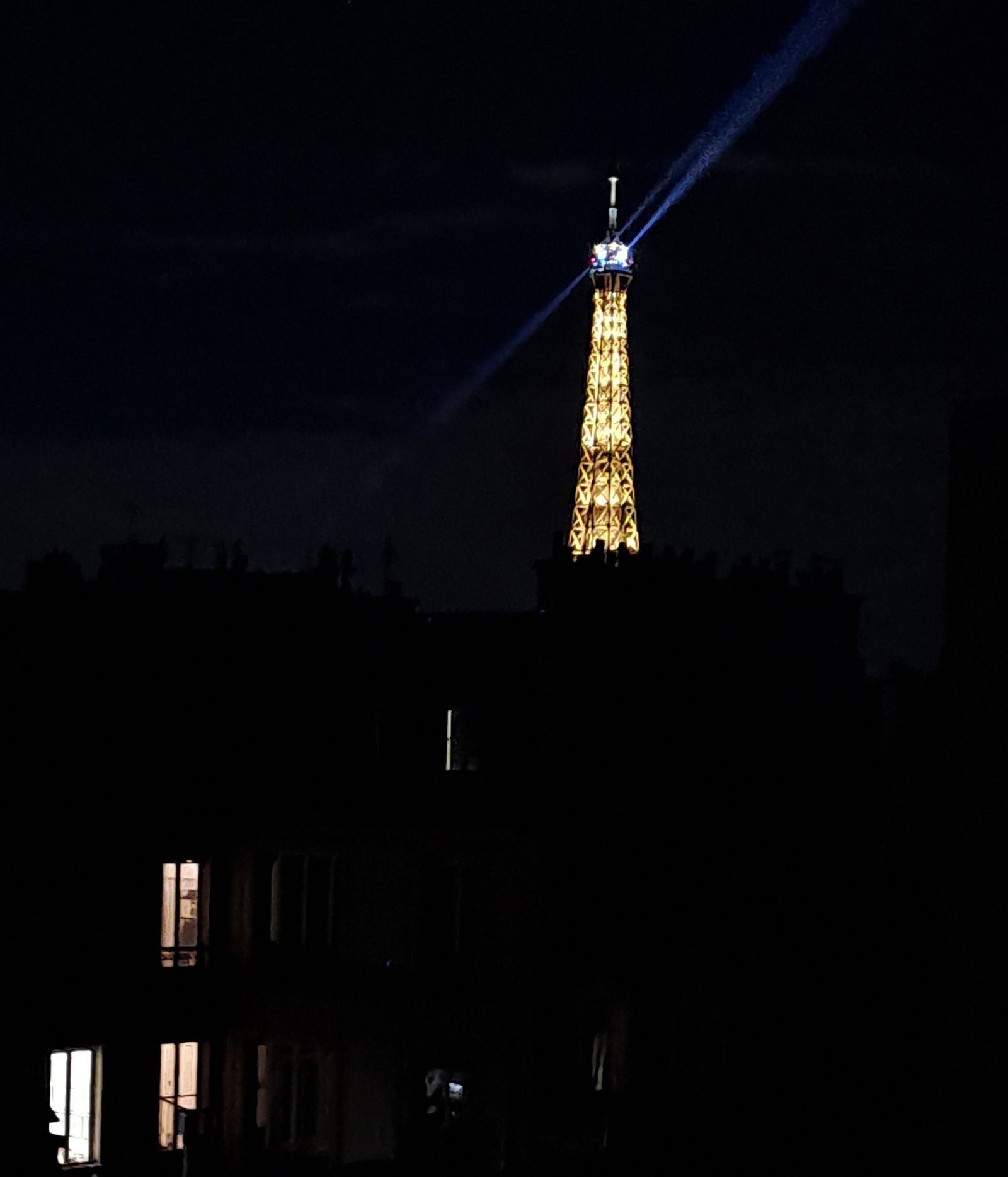 Quedarse En Casa Paris 261999