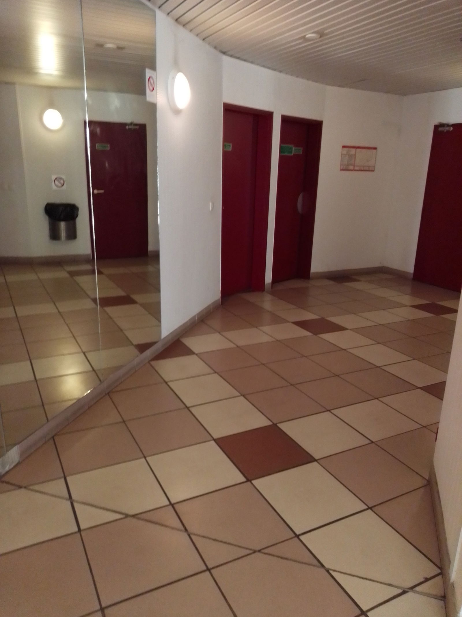 Quedarse En Casa Artigues-près-Bordeaux 257955