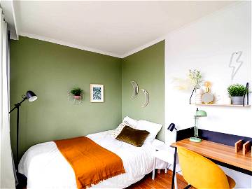 Roomlala | Habitación De 10m² En Coliving En Alquiler En París - PA64