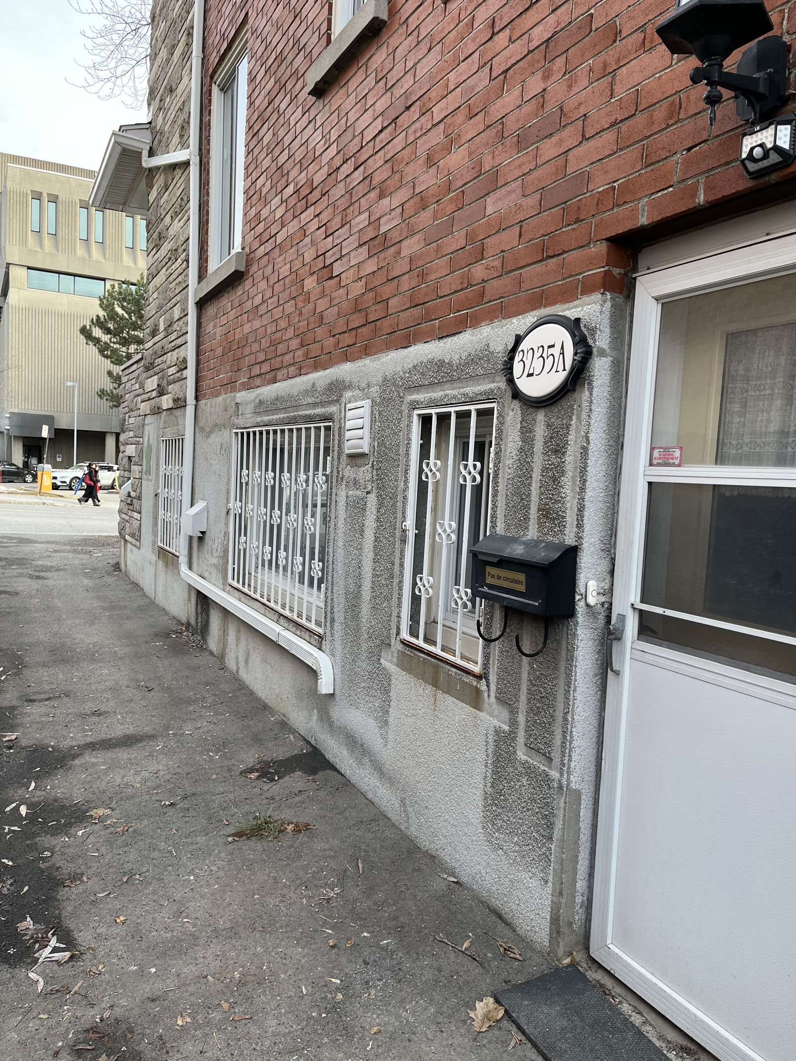 Colocación Montréal 647460