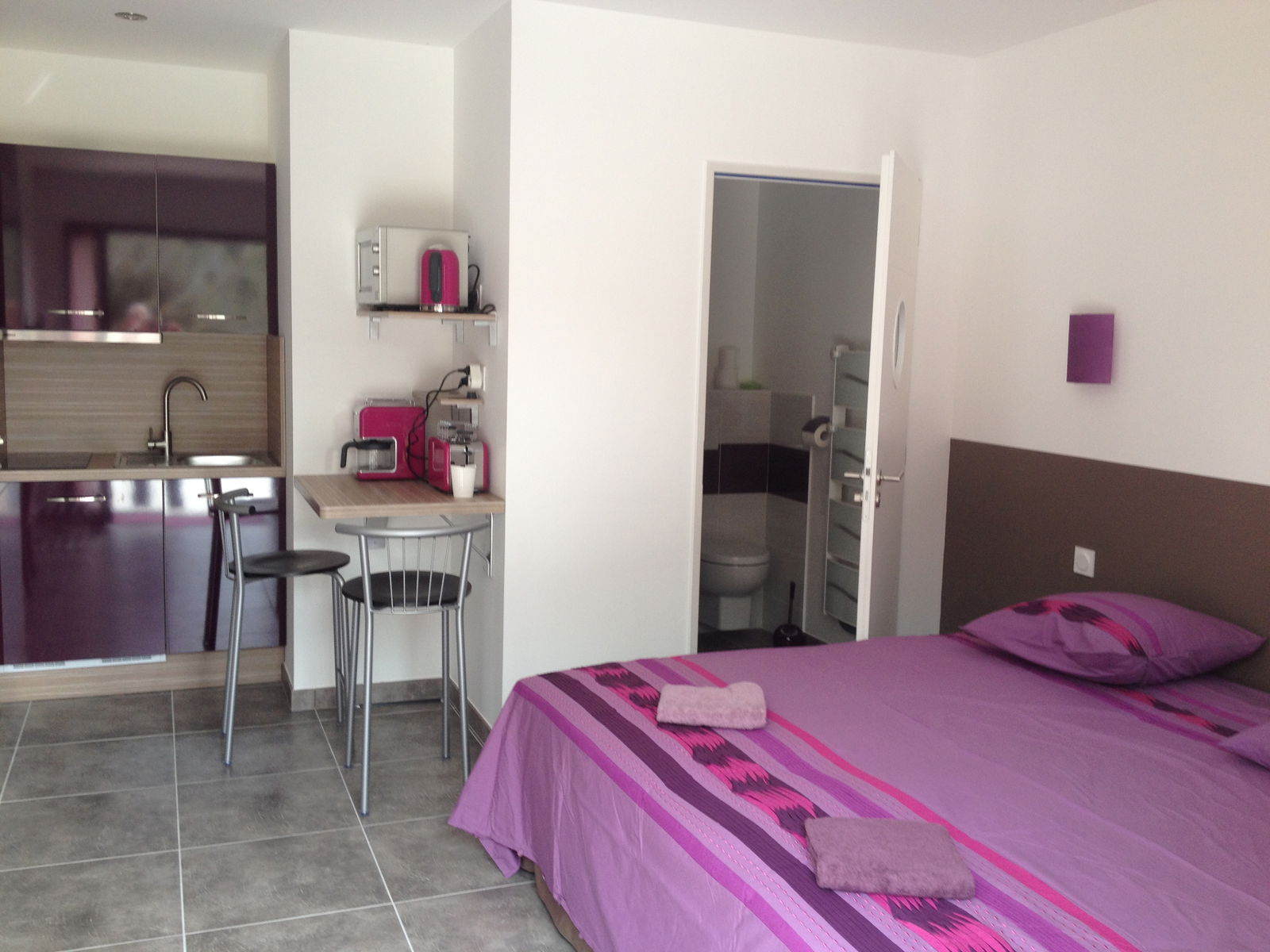 Habitaciones De Huéspedes Pujaut 98588