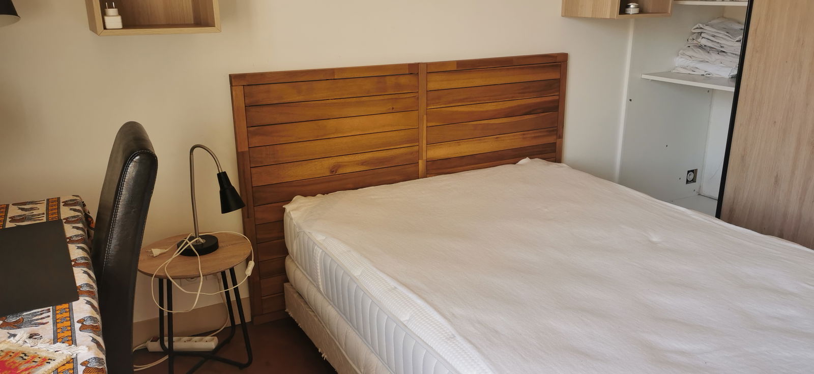 Colocación Paris 56868