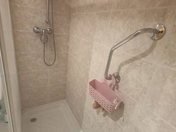Colocation à louer à Barcelona - photo 10 : salle de bain-10