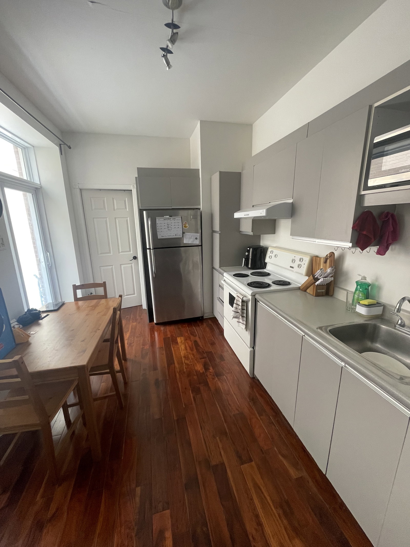 Toda La Casa Montréal 662136