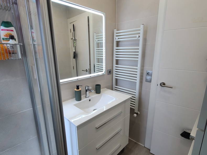 Colocation Logroño 657596-5