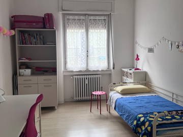 Roomlala | Habitación en alquiler céntrica - 5 días