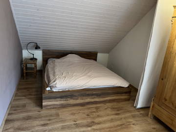 Roomlala | Habitación en alquiler cerca de Estavayer le lac y Payerne