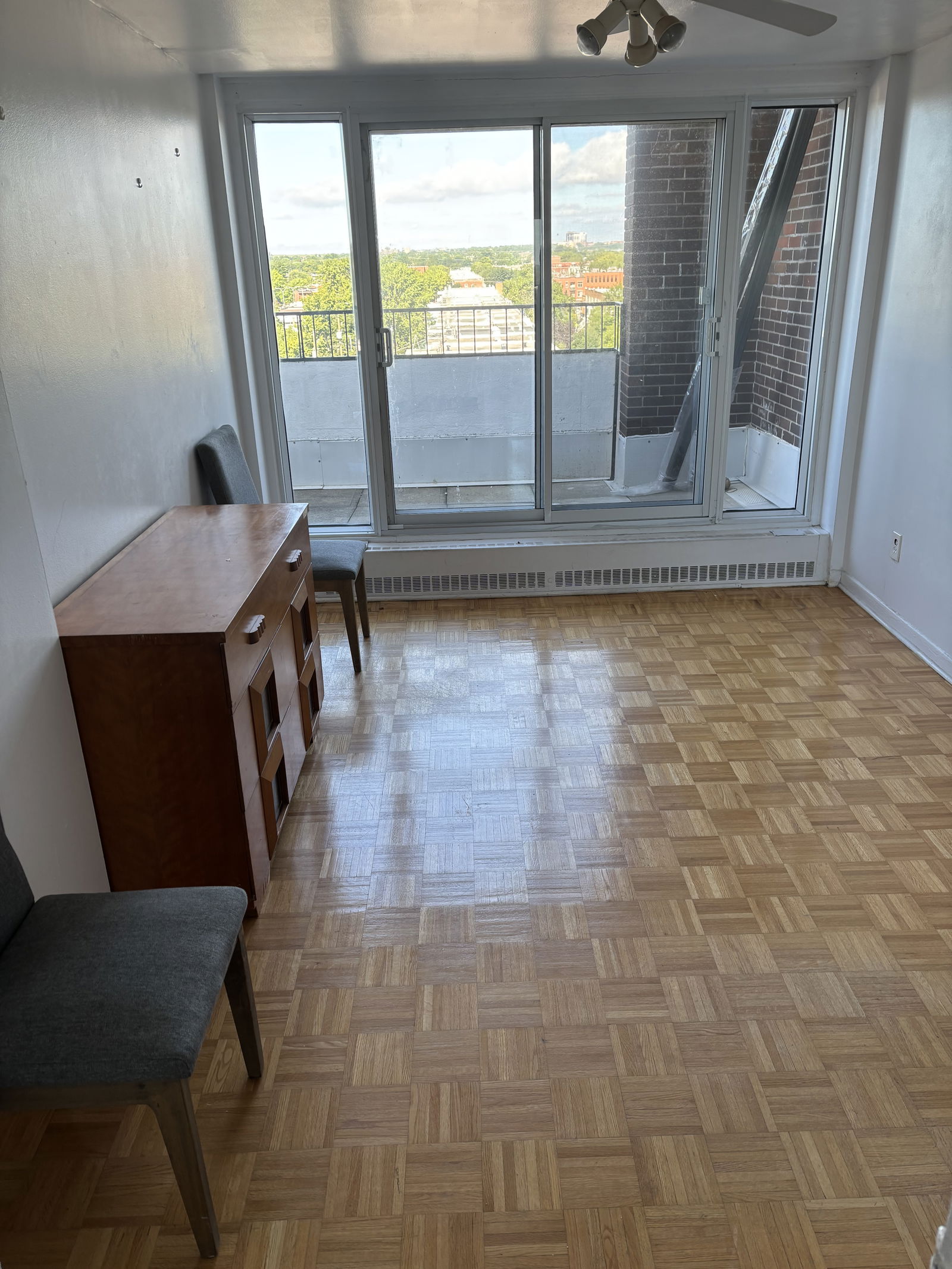Colocación Montréal 416432