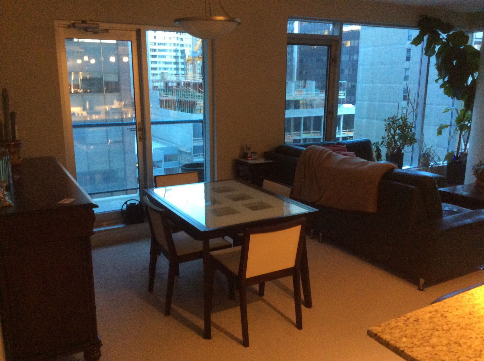 Quedarse En Casa Calgary 109720