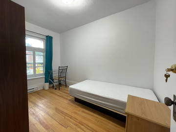 Roomlala | Habitación en alquiler en el corazón del viejo Quebec para estudiantes