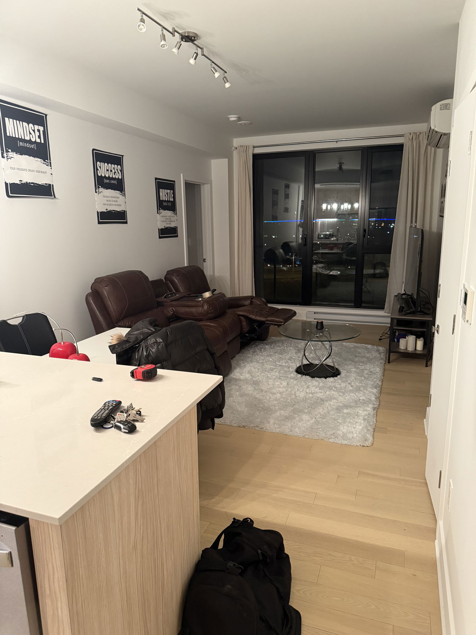 Quedarse En Casa Longueuil 500226