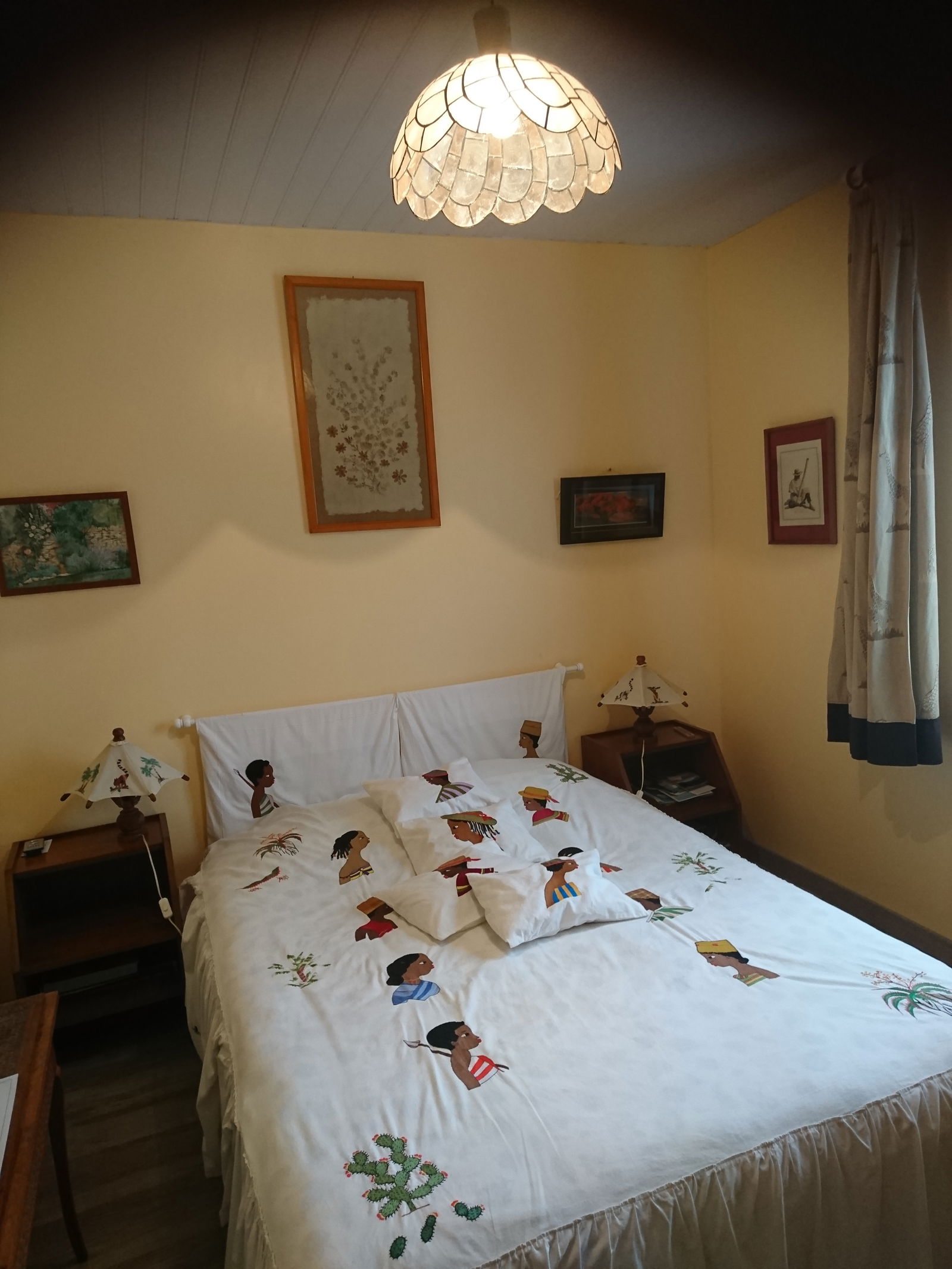 Quedarse En Casa Saint-Seurin-sur-l'Isle 230959