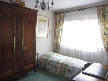 Roomlala | Habitación en alquiler para estudiante