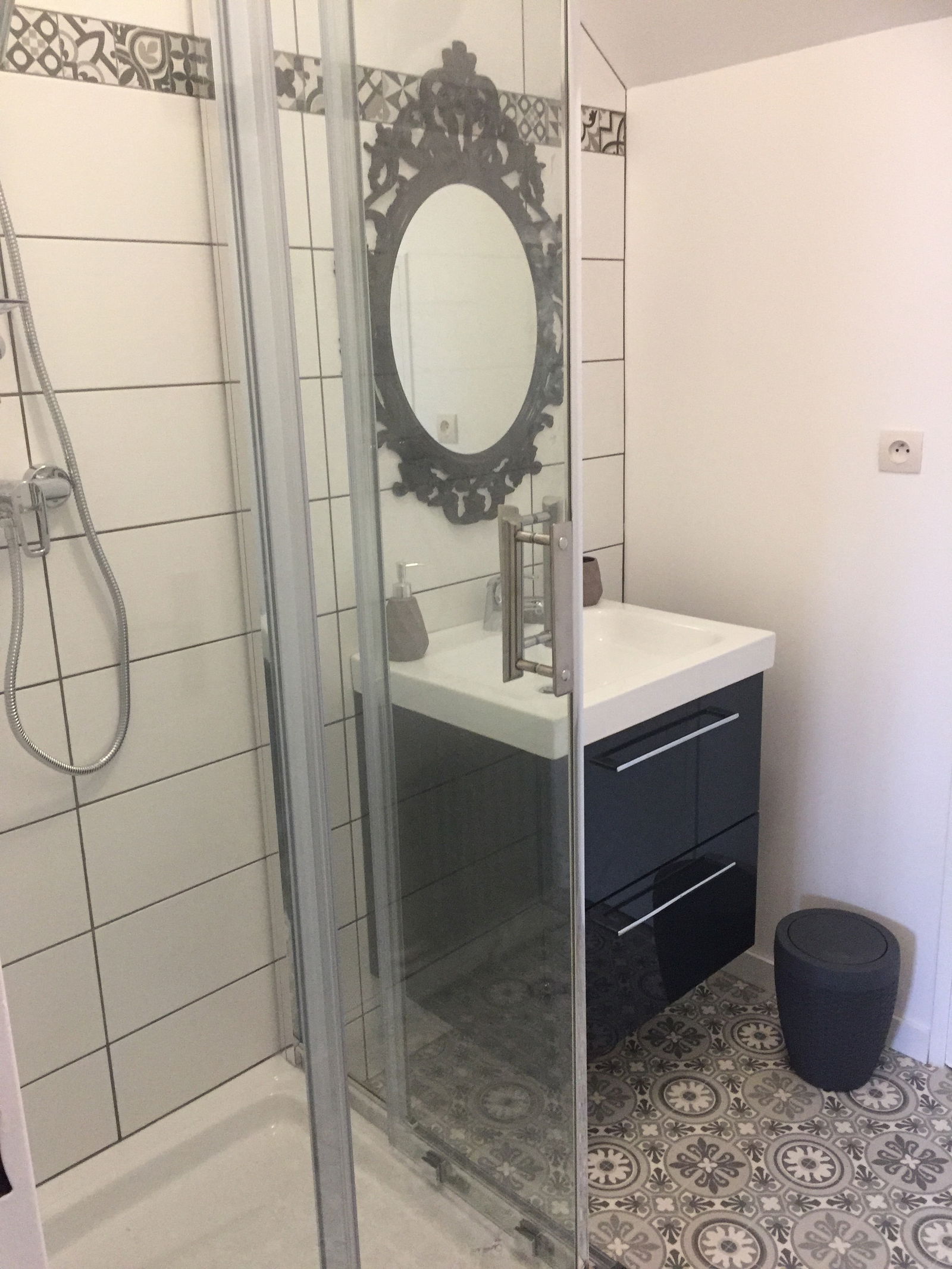 Quedarse En Casa Roissy-en-Brie 245200