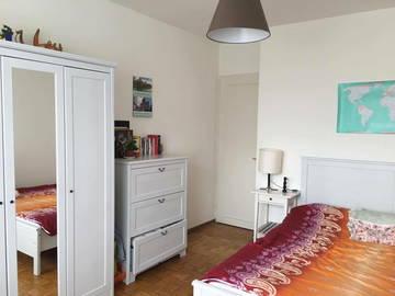 Roomlala | Habitación en casa de residentes de Vernier