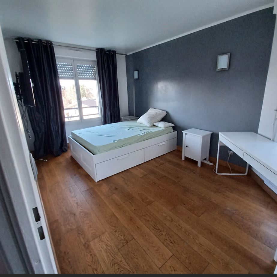 Colocación Noisy-le-Grand 322190