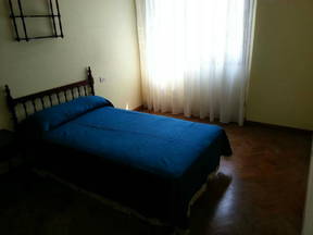 Room in a duplex, Sagrada Familia