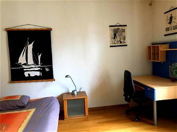 Roomlala | Habitación En Una Casa Bonita