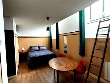 Roomlala | Habitación En Una Casa De Cuero Completamente Renovada