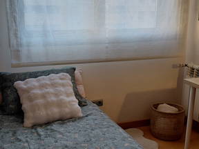 Habitacion equipada cómoda