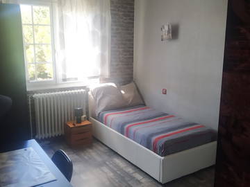 Roomlala | Habitación Estudiante