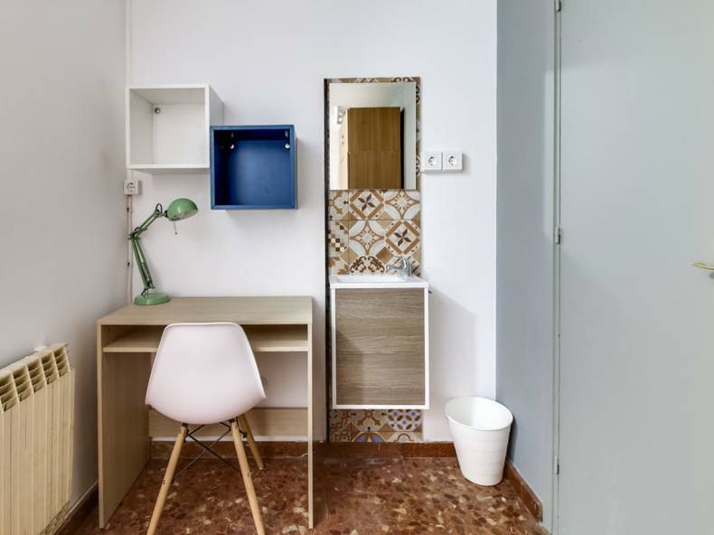 Homestay Barcelona 200199-5