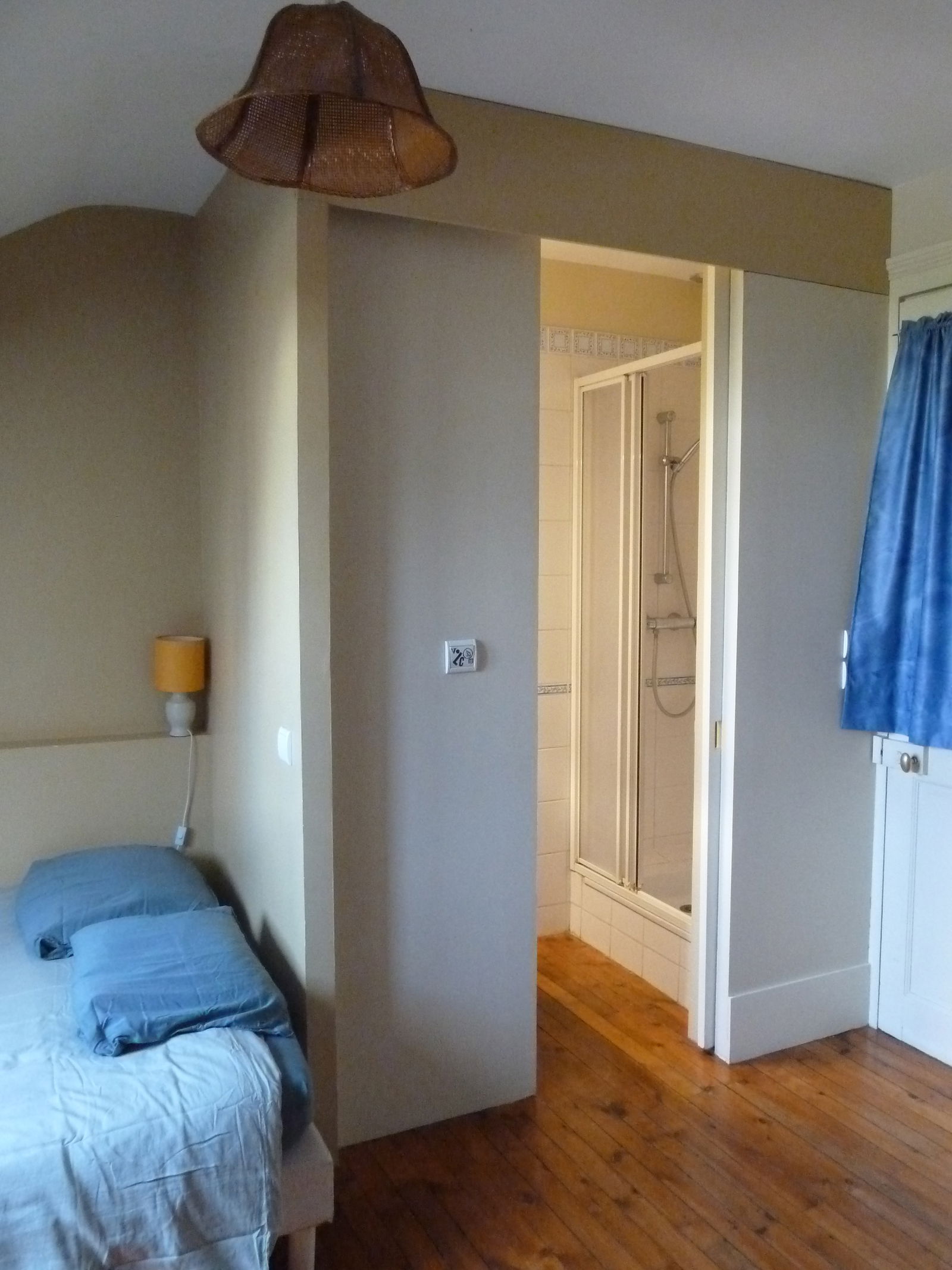 Quedarse En Casa Grenoble 16011