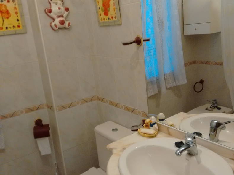 Hospedagem Em Casa De Família Madrid 130201-3