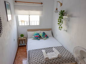 Single room in shared flat