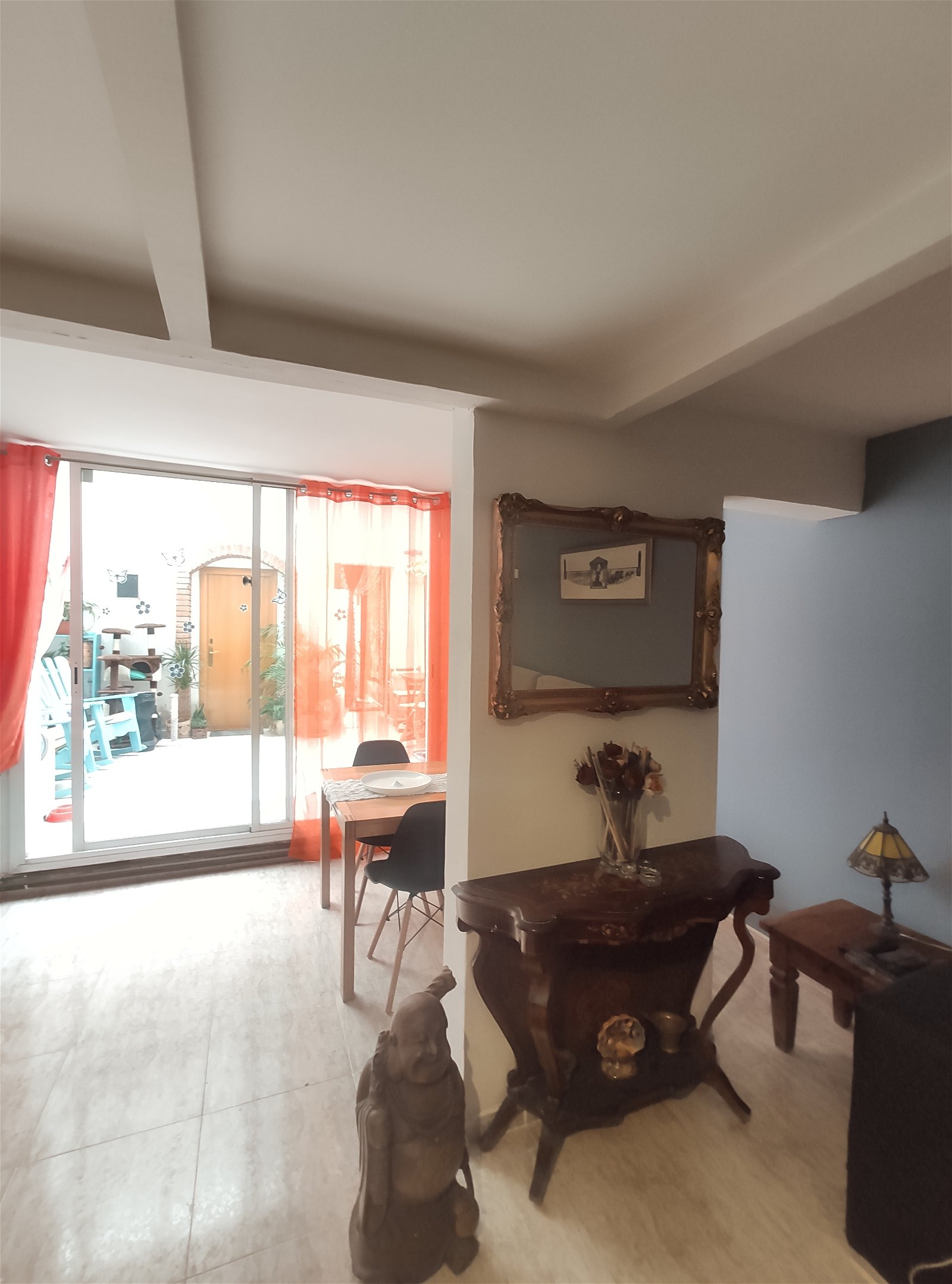 Kotimajoitus Barcelona 214980