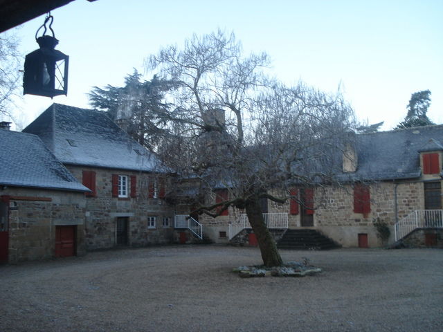 Habitaciones De Huéspedes Saint-Pantaléon-de-Larche 53998