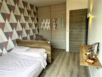 Roomlala | Habitación (para mujeres) en casa particular en apartamento de lujo