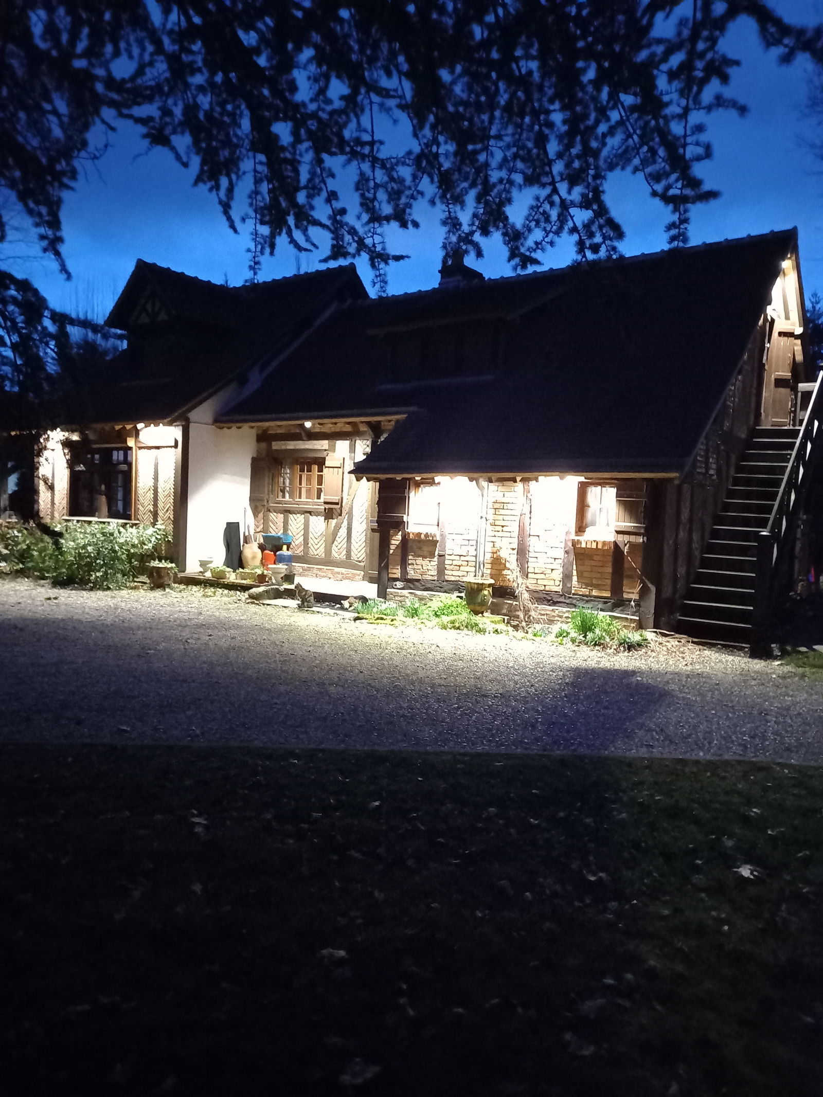 Quedarse En Casa Brinon-sur-Sauldre 69720