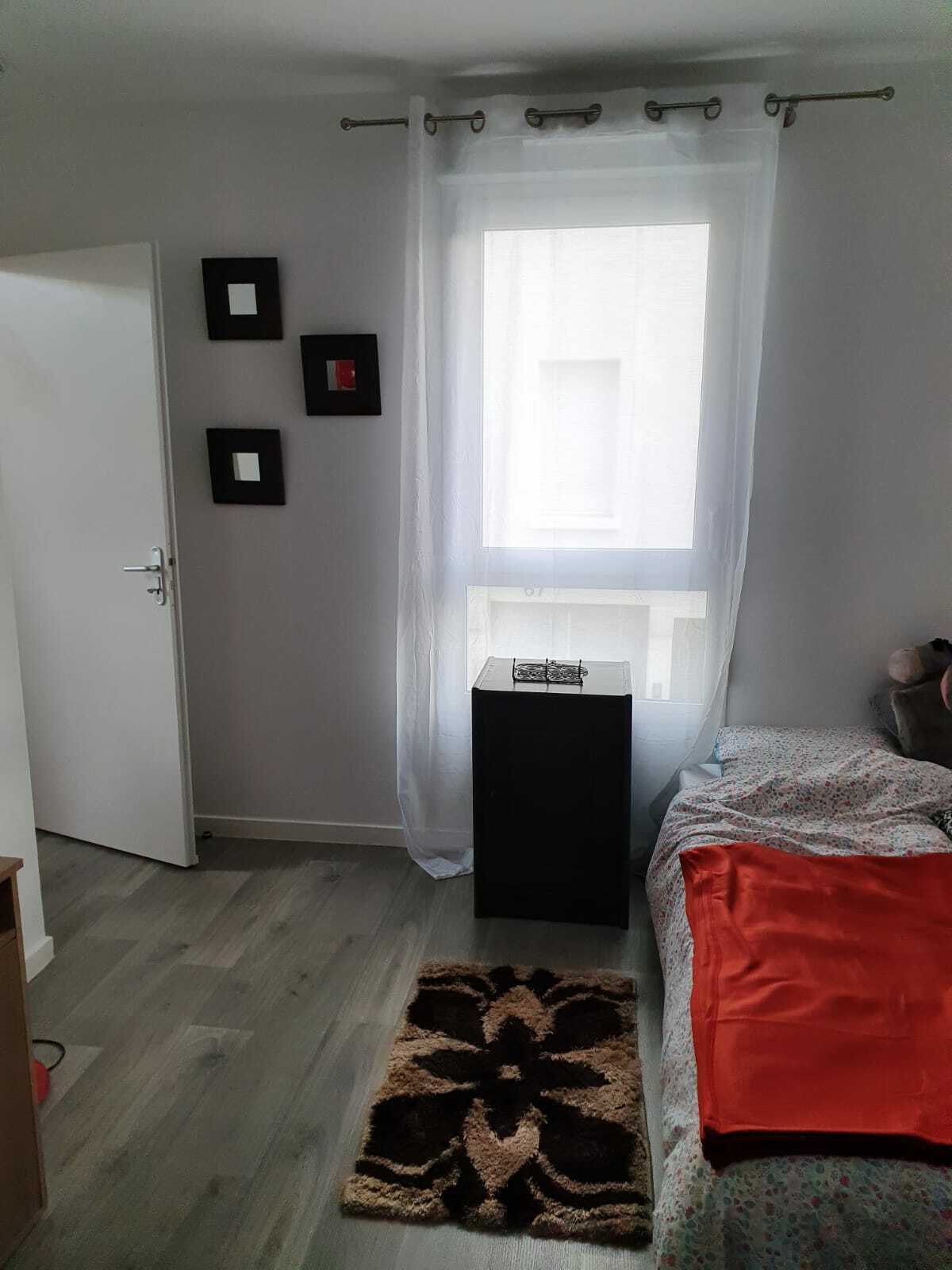 Quedarse En Casa Poissy 240230