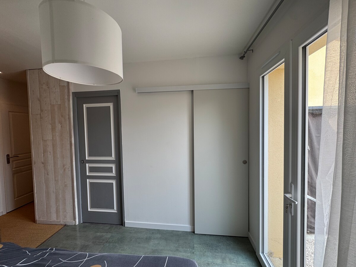 Habitación En Casa Del Anfitrión Angliers 669406