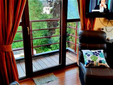 Roomlala | Habitación Privada (no Fumadores) Completamente Equipada + Balcón + Baño Compartido