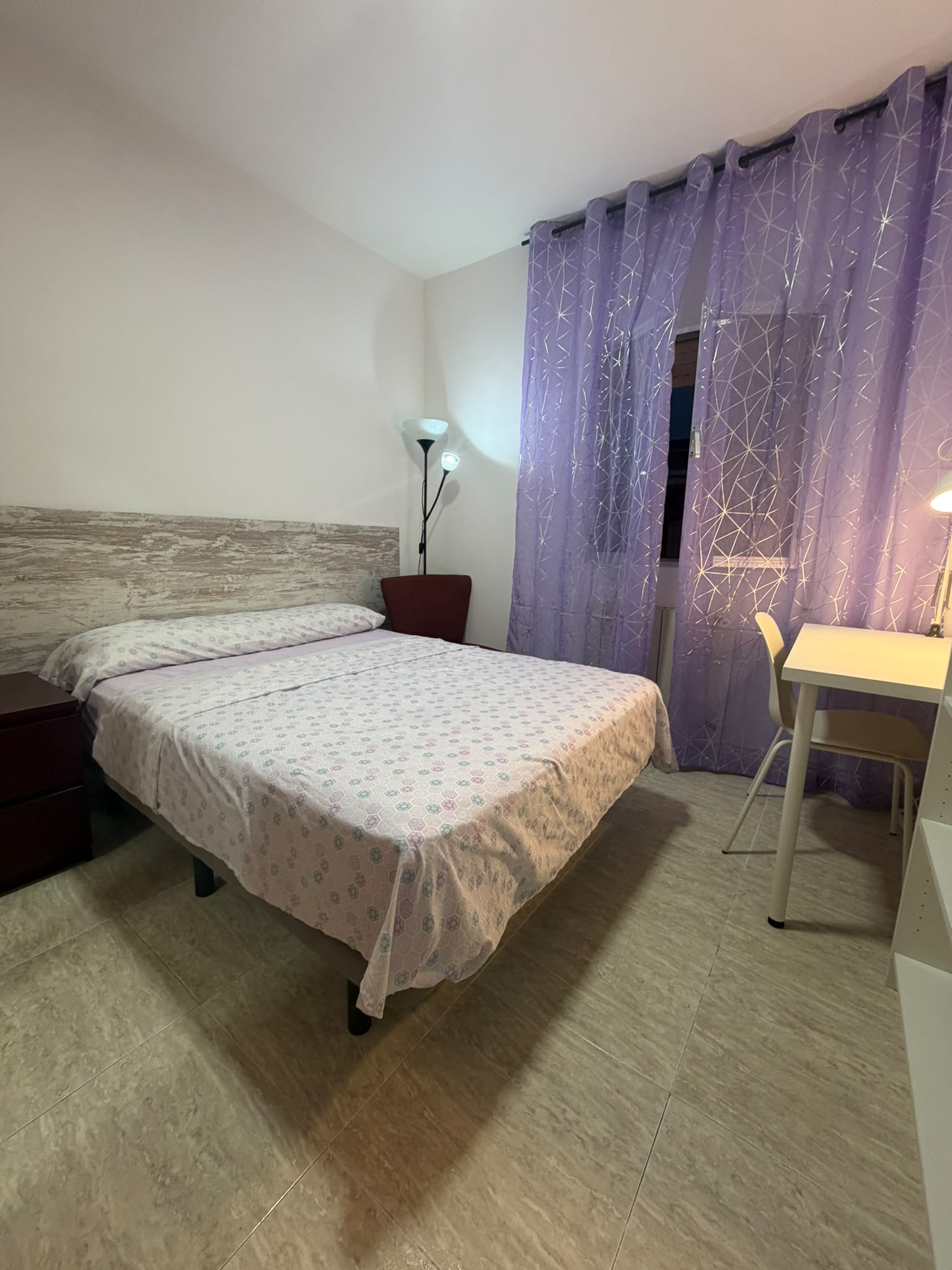 Habitación En Casa Del Anfitrión Madrid 671820