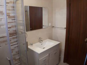 Chambre chez l'habitant à louer à Madrid - photo 20 : salle de bain-20