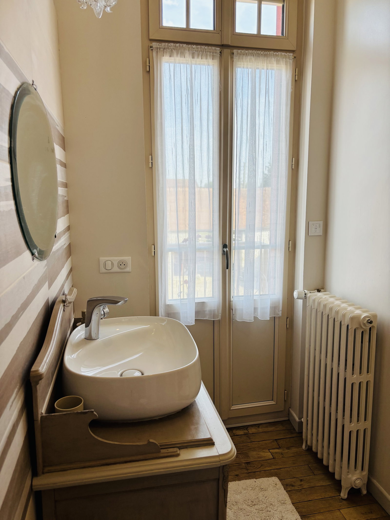 Habitación En Casa Del Anfitrión La Neuville-Roy 667989