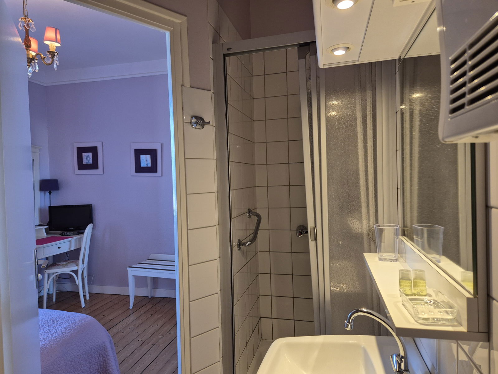 Habitaciones De Huéspedes Ploudalmézeau 66886